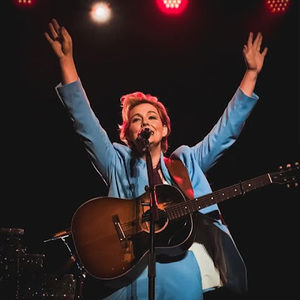 Meet your Posher, Leslie